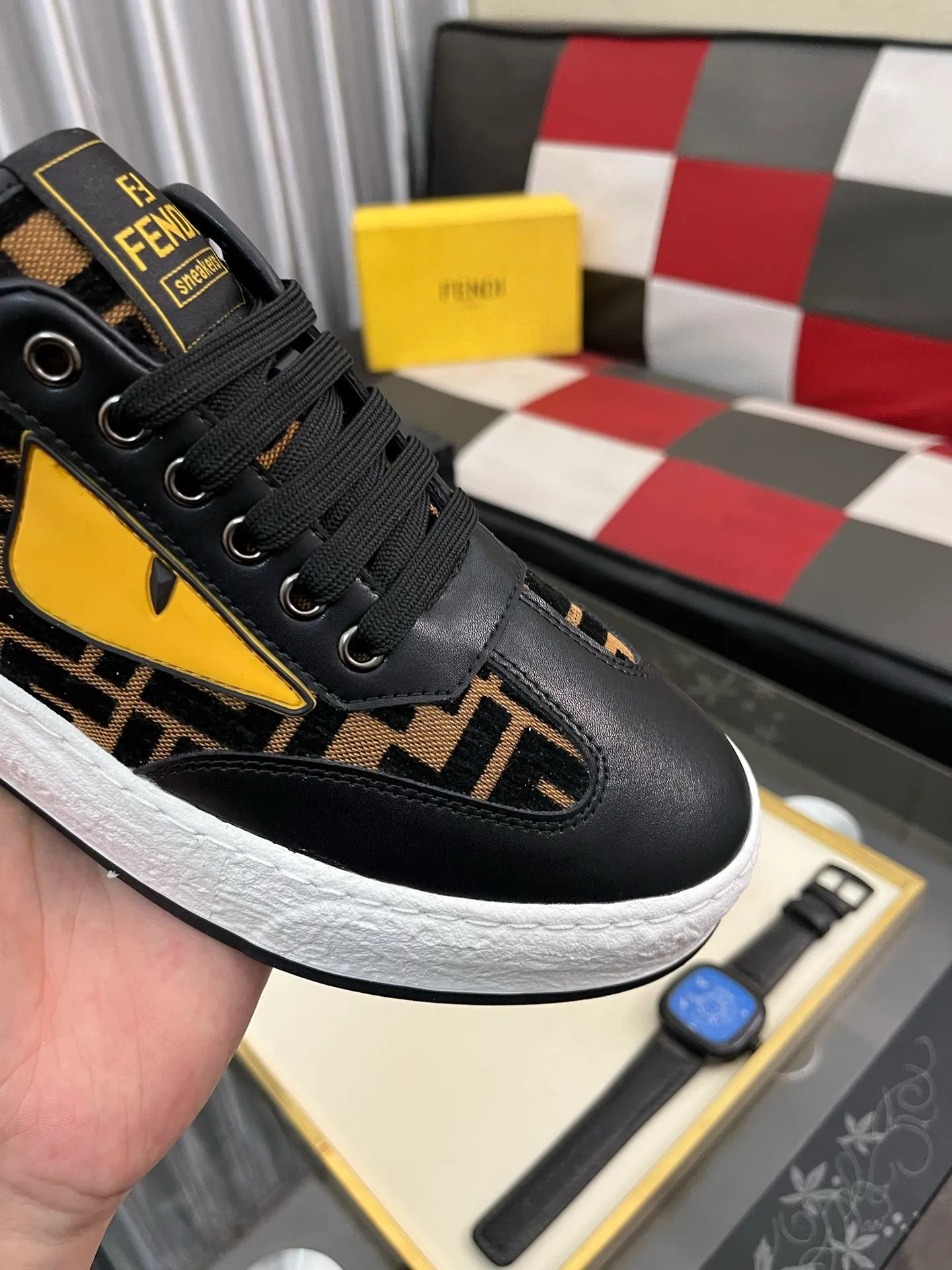 Men's shoes 💰420⌚️⌚️FENDI "Fendi" P480 Regular size: 38-44 (casual shoes) Product materials: Selected cowhide upper, soft sheepskin lining; original outsole. 4️⃣colors available